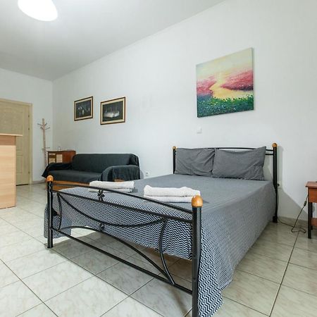 Central Cozy Apartment 3 スパルティ エクステリア 写真