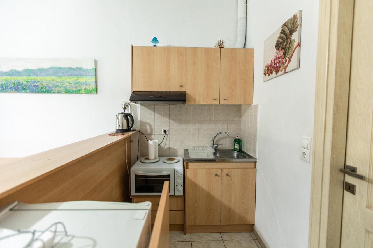 Central Cozy Apartment 3 スパルティ エクステリア 写真