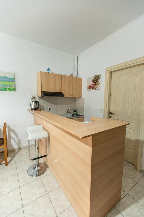 Central Cozy Apartment 3 スパルティ エクステリア 写真