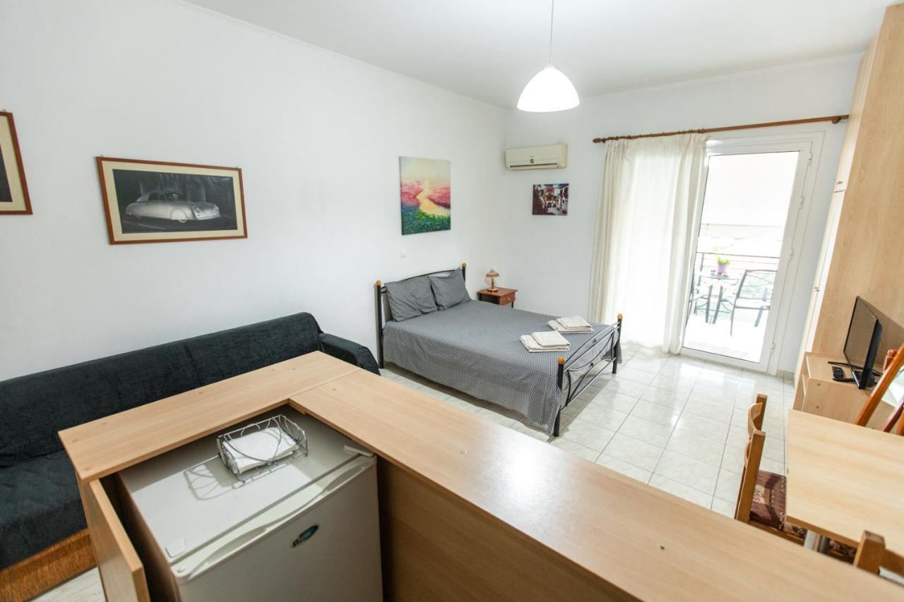 Central Cozy Apartment 3 スパルティ エクステリア 写真