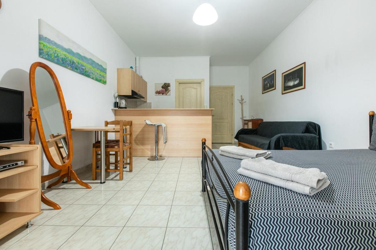 Central Cozy Apartment 3 スパルティ エクステリア 写真